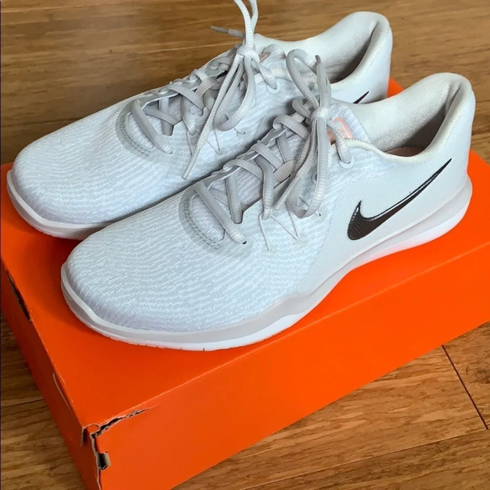 NEW NIKE Flex Supreme TR6 Women’s Gray/Pink sz 7.5